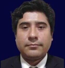Lic. Cristian Alexander Román Calvimontes